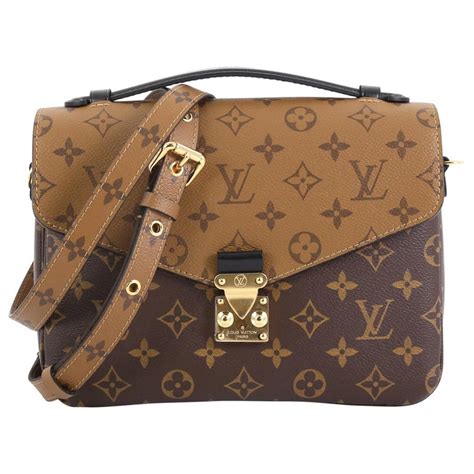 louis vuitton pochette metis 3 in 1|Louis Vuitton reverse pochette metis.